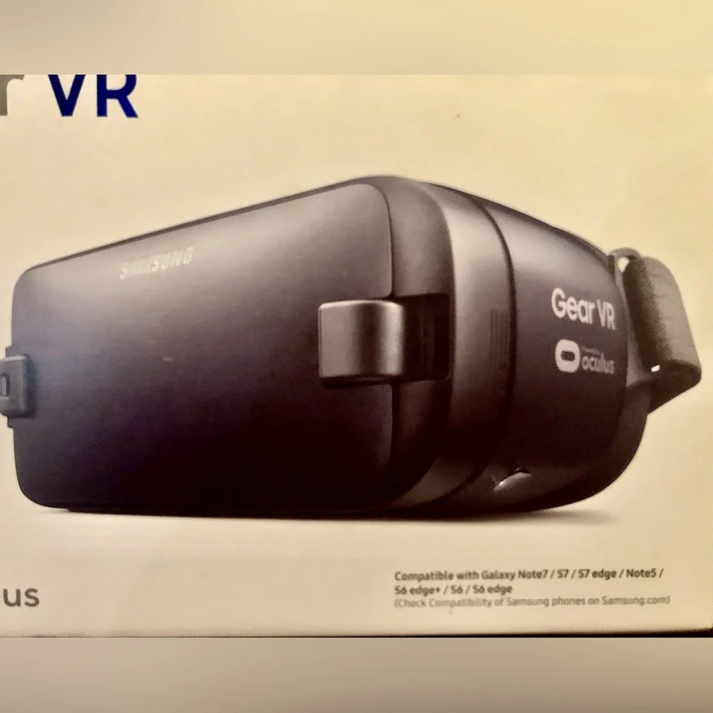 NIB Samsung GEAR VR - brand new in box
